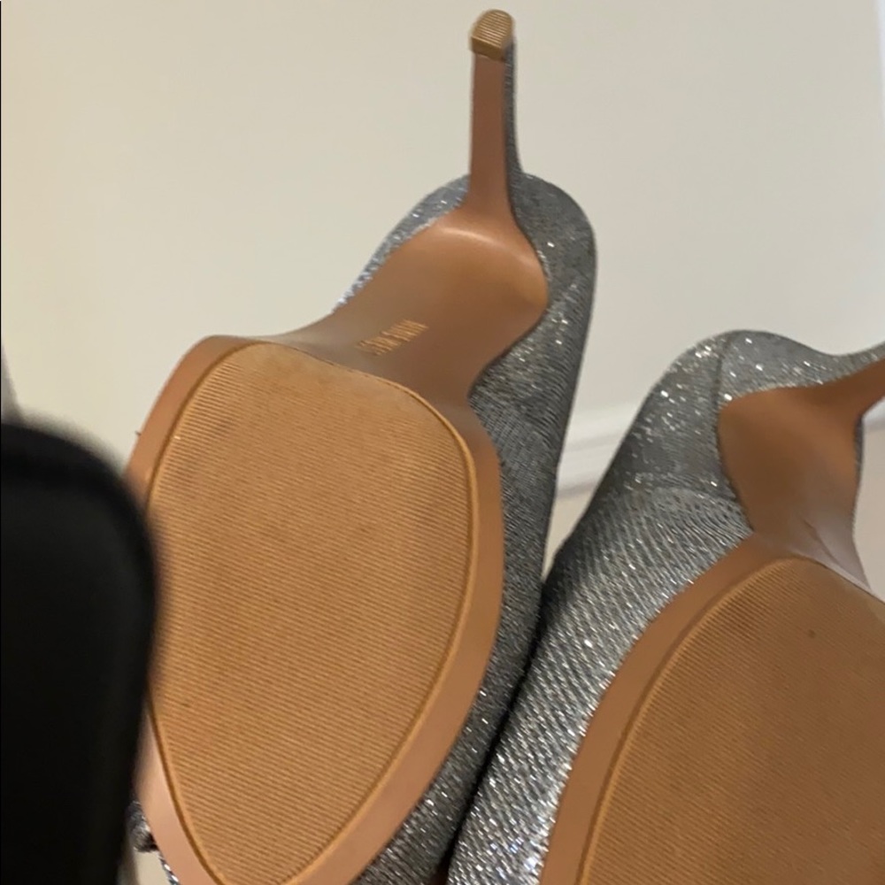 Shoes - Picture 3 of 5